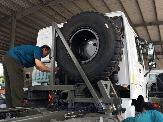 Sinotruk HOWO Yeni / Kullanılmış 371HP Euro 2 6X4 Rhd Sağ El Sürücüsü Kamyon Araç Baş Çekici Kamyon