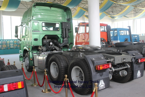 HOWO Kamyon 6X4 Çöp Kamyonu Sinotruk Tipper 10 Tekerlek 50 Tonlu Traktör Kamyon