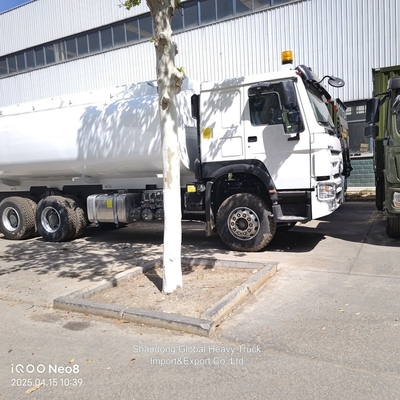 Yeni Sinotruk HOWO 6X4 20000L Petrol Tankı Yakıt Tankörü Filipinler'de Satılıyor
