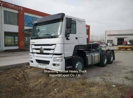 Çinli Ünlü Marka Sinotruk HOWO Ağır Kamyon HOWO 6*4 410 HP'li Traktör Kamyon