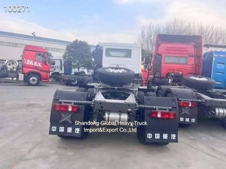 Sinotruk Kullanılmış HOWO 6X4 12 tekerlekli 371HP 375 420HP Traktör Kamyon Baş taşıyıcı Traktör Kafası Satılık