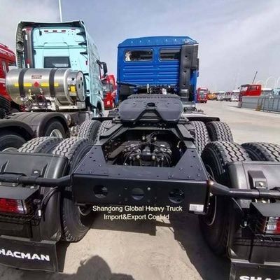 Ağır Yük Taşımacılığı için 351-450hp Beygir Gücüne ve Euro 2 Emisyon Standardına Sahip Shacman X3000 6X4 Çekici