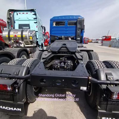 Ağır yük taşımacılığı için Weichai motoru ve 60 ton yük kapasitesi olan Shacman 6x4 traktör kamyonu