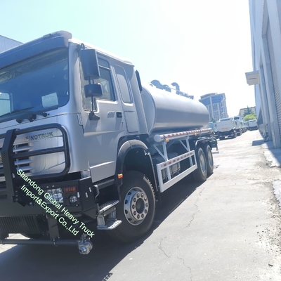HOWO Su Tanker Kamyonu Sinotruck HOWO 6*4 Püskürtme Kamyonu 20000 Litre Su Tanker Kamyonu Satılık