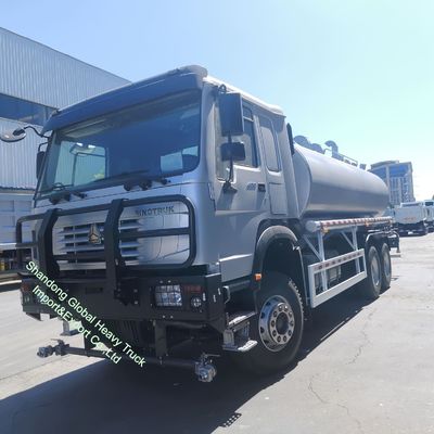 HOWO 6x4 Su Tanker Kamyonu 20000 Litre Yağmurlama Kamyonu, Korozyona Dayanıklı Tanklı