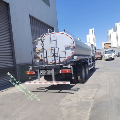Sinotruk HOWO Vehicle 20000/30000L 6X4 Heavy Duty Tanker Drinking Sprinkler Water Truck