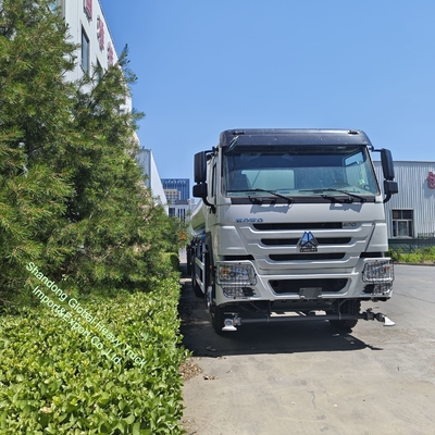 HOWO 6*4 400HP Yenilenmiş Su Tankı Kamyonu Sprinkler Kamyonu 6*4 Su Tankı