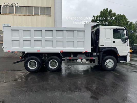 HOWO 6x4 371HP motorlu 6x4 şasi ve Nijerya madenciliği için yüksek dayanıklılıklı kargo gövdesine sahip bir atık kamyonu