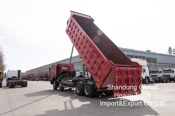 Sinotruk HOWO 420HP motorlu ve ağır madencilik için güçlendirilmiş kargo gövdesine sahip 8×4 atık kamyonu