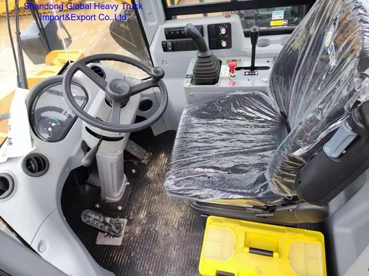 LIUGONG 777A Kazıcı Yükleyici 6-9t Nominal Yük 74.5 Kw