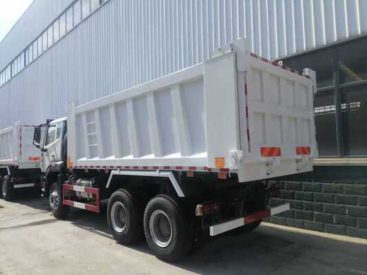 China Sinotruk HOWO Used 371/375HP 8x4 Right-Hand Drive Mini Dump Truck