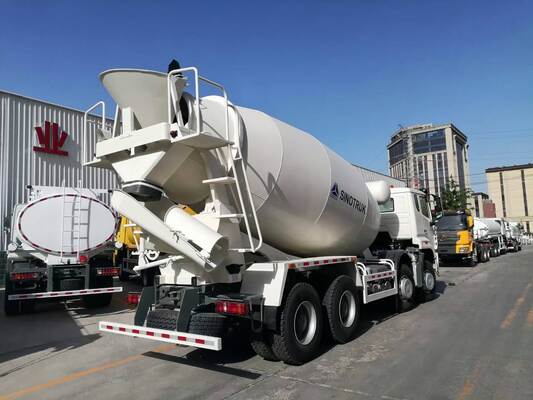 Kullanılmış HOWO 6X4 Beton Karıştırma Kamyonu 12m3 Kapasite, 30T Faydalı Yük ve 300-400hp Maksimum At Gücü