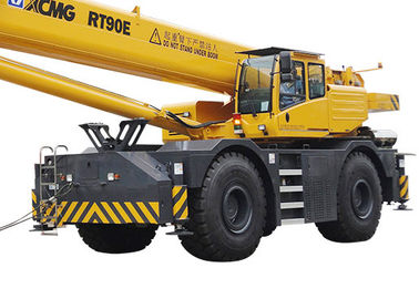 XCMG 90 Ton Bomlu Kamyon Vinç 4x4 RT90E RT90U Güçlü Kapalı Yol Performansı