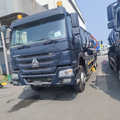 HOWO 15CBM Septik tank temizliği ve çamur taşımacılığı için 6×4 sürüş tipi ve 336 HP motorlu vakumlu kanalizasyon emme kamyonu