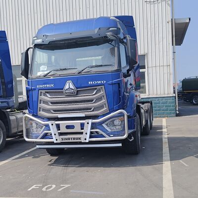 HOWO NX 6×4 traktör kamyonu 420HP dizel motorlu ağır işli manuel şanzıman ve madencilik için güçlendirilmiş şasi