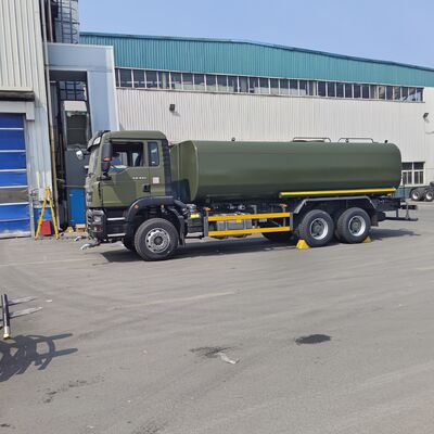 HOWO TX 6×4 Su Tankı Kamyonu, 20T Yük Taşıma Kapasitesi Euro 2 Emisyon Standardı ve Toz Kontrolü ve Belediye Temizliği için >16m Yağmurlama Alanı