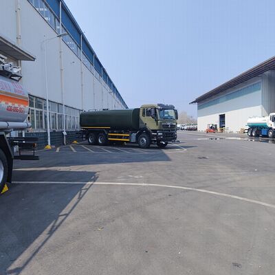 HOWO TX 6×4 Gana için Su Tankı Kamyonu Yol püskürtme toz kontrolü sulama Belediye temizliği ve inşaat kullanımı