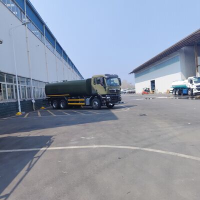 HOWO TX 6×4 Su Tankı Kamyonu, 20 T'lik yüklü Euro 2 Emisyon Standartı ve yol temizliği için 6×4 sürüş tekerleği