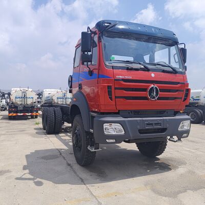 BEIBEN 2648 480HP WEICHAI motoru ve ağır yük madenciliği için 40-50 ton yararlı yüklü 8×4 madencilik atık kamyonu