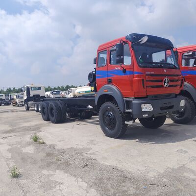 BEIBEN 2642 420HP WEICHAI motoru ve 30-40 ton ağır madencilik yükü ile 6×6 madencilik atık kamyonu