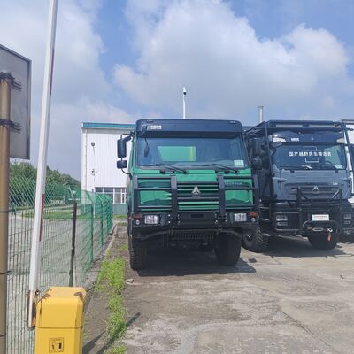 HOWO 6x4 Su Tankı Kamyonu, 20.000L Kapasite, 371HP Motor ve Yol Temizliği ve Toz Eliminasyonu için Karbon Çelik Tank