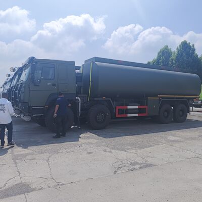 HOWO 8×8 50.000L yakıt tankı, 371HP motorlu ve ağır yük yakıt taşımacılığı için 8×8 dört tekerlekli tahrikli