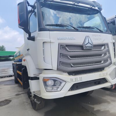 HOWO NX 6×4 CNG yakıt tankı, 400 HP motorlu ve dizel ve benzin taşımacılığı için 30.000L kapasiteli