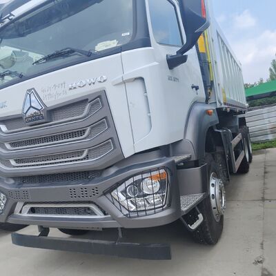 HOWO NX 6 × 4 Ağır Görevli Çöp Kamyonu 400 HP Motor ve 20CBM Çöp Vücudu ile Madencilik ve İnşaat için
