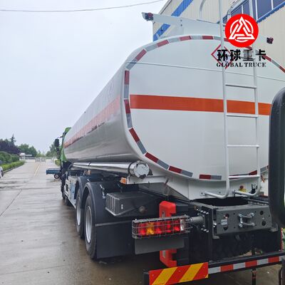 Beiben 8x8 35000L Madencilik Yakıtı Bowser Kamyonu Kongo Afrika için Ağır Görevli Şasi ile