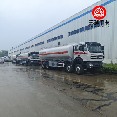Kongo'da Dizel Taşımacılığı İçin Beiben 8x8 35000L Ağır Hizmet Maden Yakıt Tankeri Kamyonu