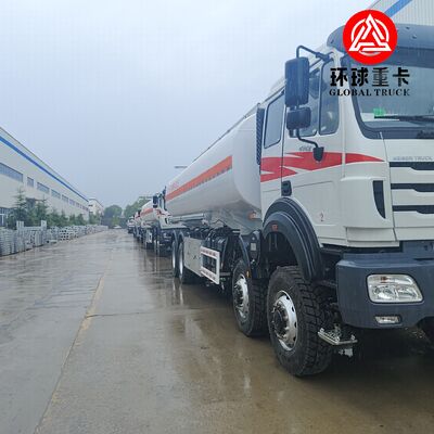 Beiben 8x8 35000L Yakıt Tankı Kamyonu Kongo Maden Projesi için Ağır Görevli Dizel Tanker Kamyonu