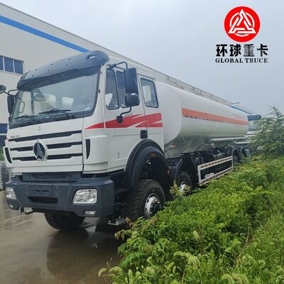 Kongo Madencilik Endüstrisi İçin Beiben 8x8 35000L Ağır Hizmet Tipi Yakıt Tankeri Kamyonu