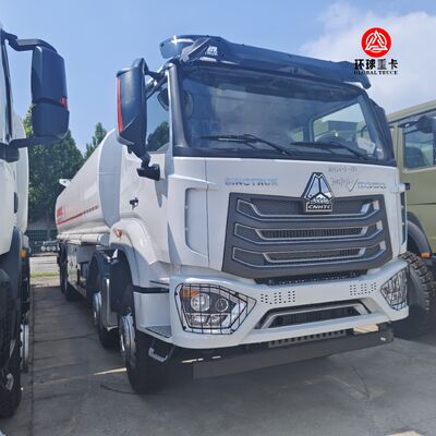 Zambiya Madencilik ve Yakıt Dağıtımı İçin HOWO NX 8x4 30000L Akaryakıt Tankeri Ağır Hizmet Dizel İkmal Kamyonu