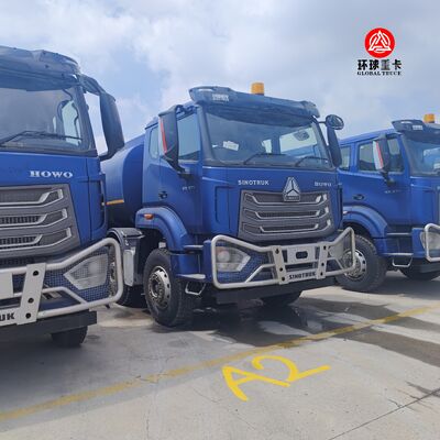 Tanzanya Pazarı İçin HOWO NX 8x4 30000L Akaryakıt Tankeri Ağır Hizmet Dizel Tanker Kamyonu
