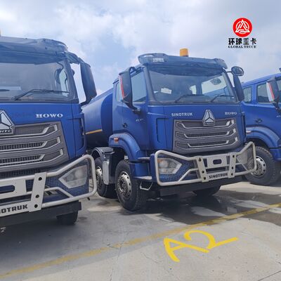 HOWO NX 8x4 30000L Akaryakıt Tankeri Ağır Hizmet Dizel Yağ Tankeri Afrika Pazarı İçin