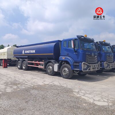 HOWO NX 8x4 30000L Yakıt Tanker Kamyonu Nijerya Pazarı için Ağır Görevli Dizel Bowser Kamyonu