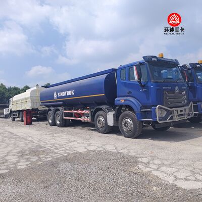 HOWO NX 8x4 30000L Akaryakıt Tankeri Ağır Hizmet Dizel Yağ Tankeri Afrika Pazarı İçin