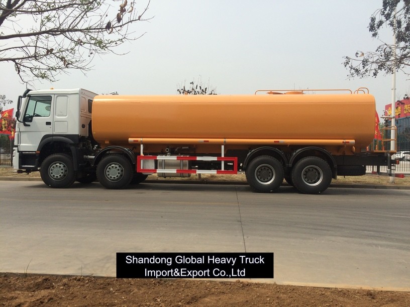 HOWO Su Teslimi Kamyon Su Kargo Tanker Kamyon Yakıt Kamyon Tanker