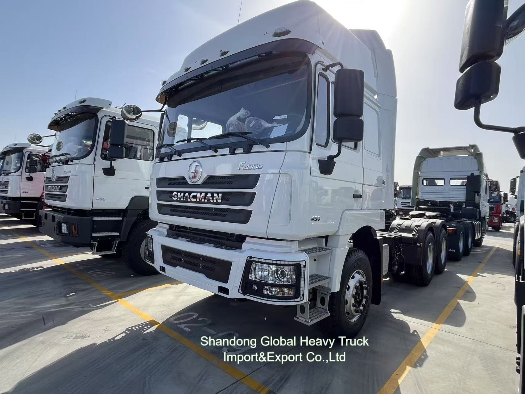 Shacman Çöp Kamyonu Traktör Başı Kullanılmış Shacman F3000 X3000 6X4 371HP İkinci El Çöp Kamyonu