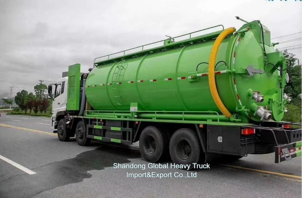 Fabrika fiyatı 8*4 380hp Kanalizasyon Emik Kamyonu Dongfeng Şasi 18000L Tank