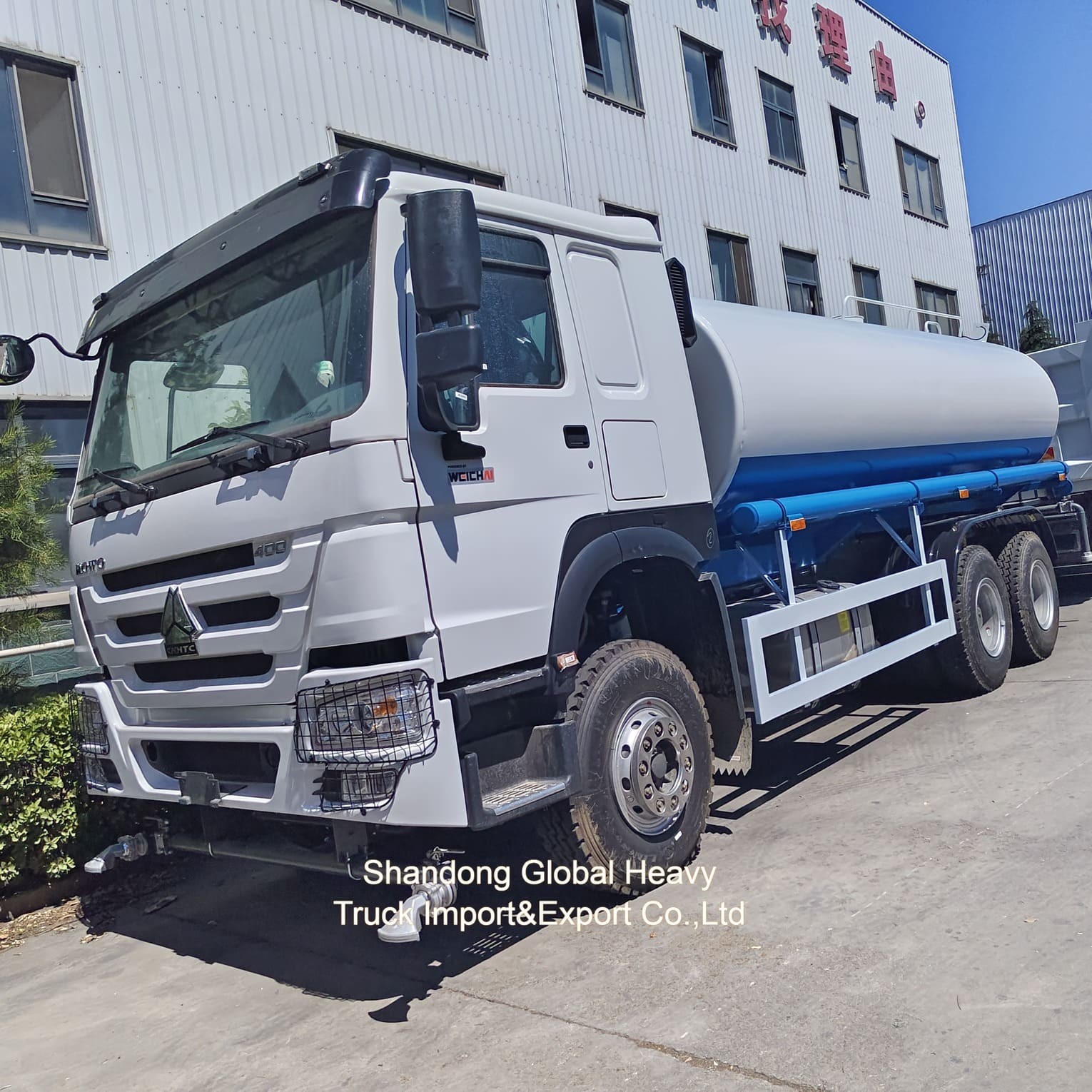 Dongfeng 12000-15000 Litre Su Tankeri Bowser Püskürtücü Nakliye Tankı Kamyonu 4*2 Püskürtücü Tank Kamyonu
