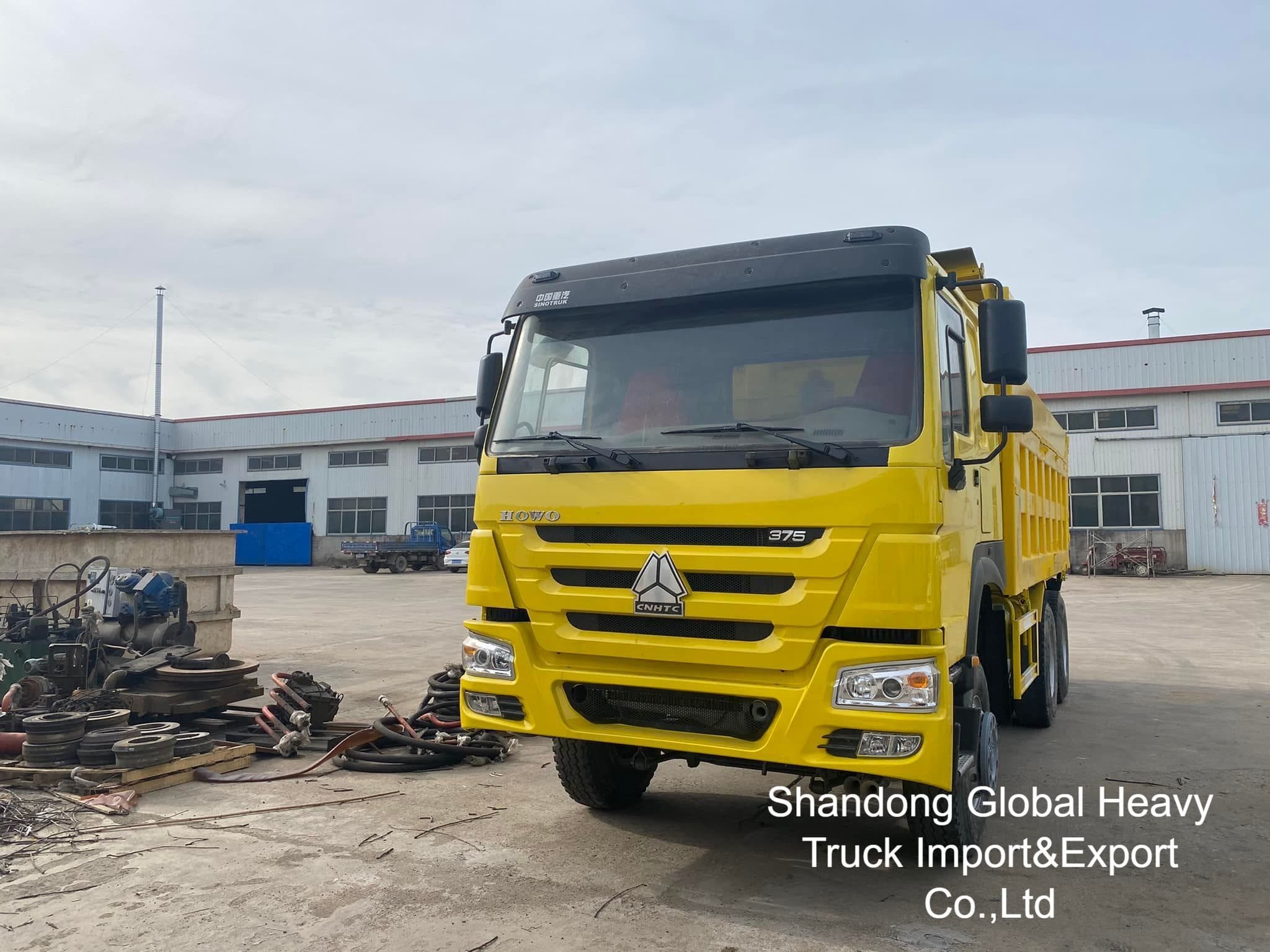 Kullanılmış Sinotruk HOWO 6X4/8X4 A7/T7 10/12 Wheeler 371hp/380hp18-25cbm Heavy Duty Tipper Dump Truck