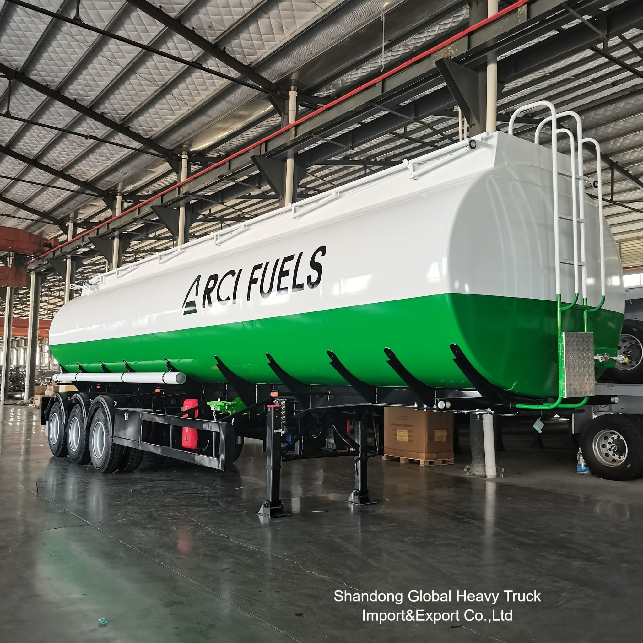 3-5 Compartments 50000 Liters Fuel Tanker Semi Trailer with High-Strength Carbon Steel and Low Price