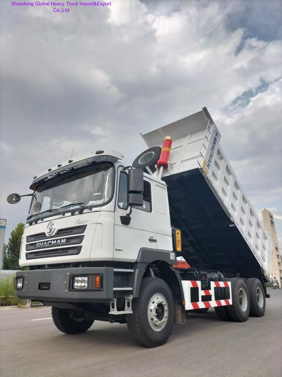 Yepyeni Shacman F3000 30 Ton Yük Kapasiteli Damperli Kamyon, Euro 2 Emisyon ve HYVA Hidrolik Sistemi ile