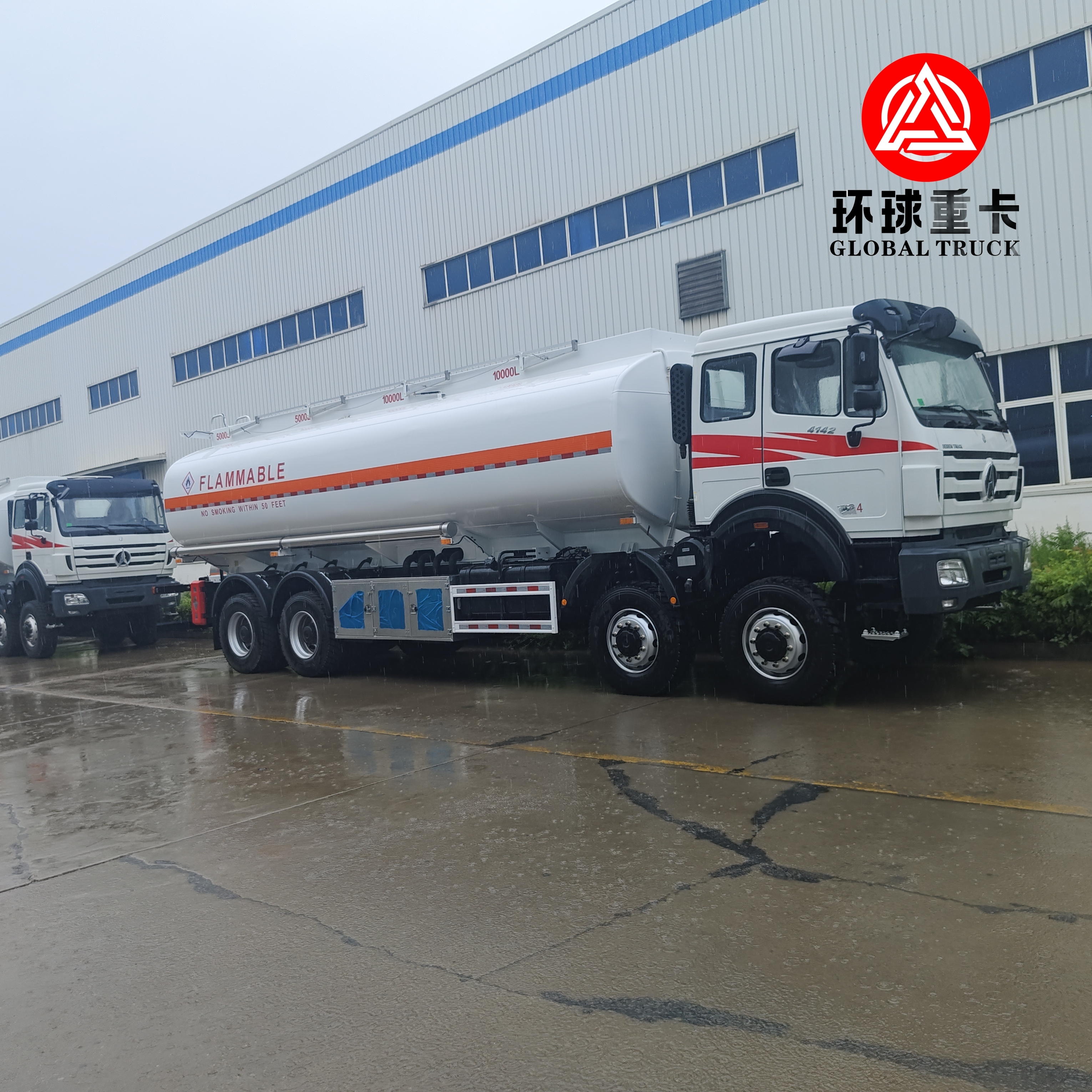 Beiben 8×8 Kongo Madenciliği için 35.000L Ağır Görevli Çapraz Yakıt Bowser Kamyonu